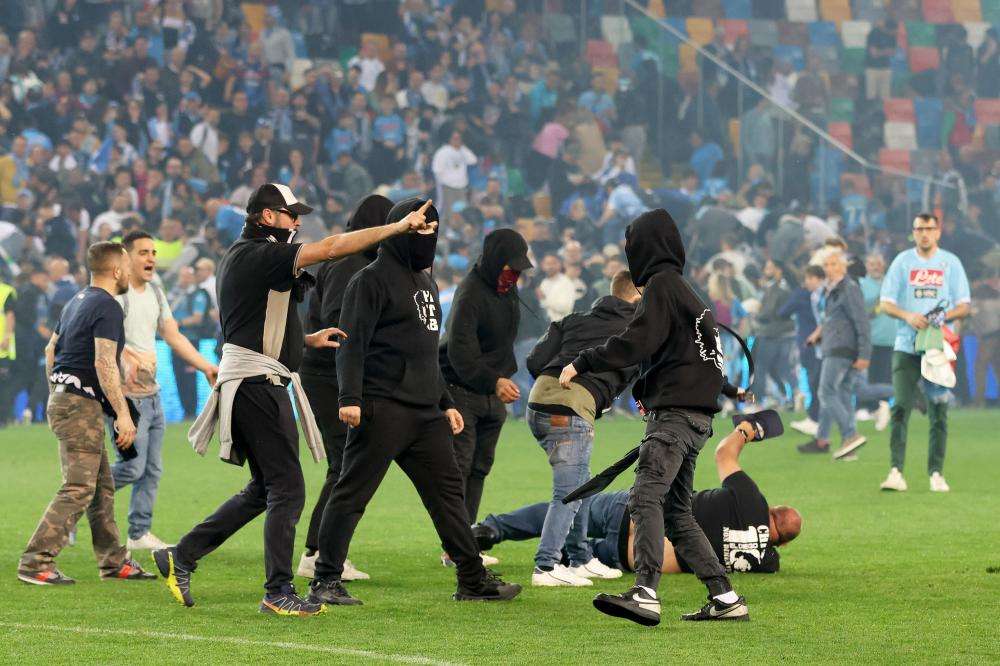 Perquisizioni in corso per gli scontri alla Dacia Arena