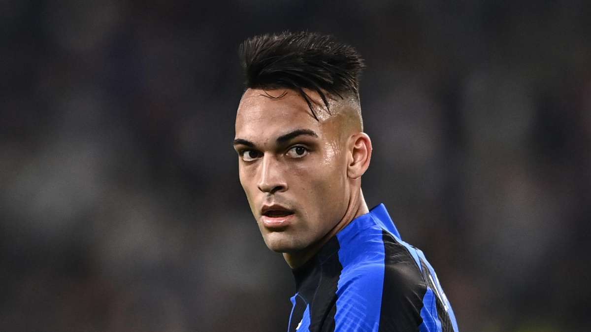 Lautaro Martinez in discoteca dopo il ko con la Juventus: Inter furiosa