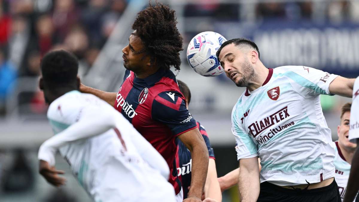 Gazzetta - Il Bologna pensa al sorpasso sulla Juventus 
