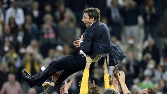 I TIFOSI NON VOGLIONO PERDERE CONTE E CHIEDONO ALLA SOCIETA' DI TRATTENERLO!