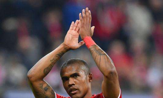 Mundo Deportivo - Douglas Costa piace anche in Premier ma Juve in pole