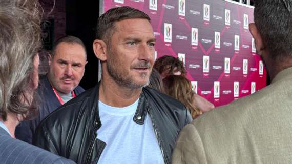 Totti: "Da italiani doveroso tifare Inter in finale. Conte o Allegri alla Roma? Hanno già firmato per altri"