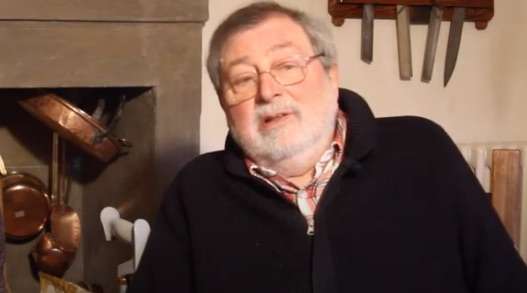 Guccini: "Non mi sono mai piaciuti i vincitori. Ora per coerenza voto Pd. E tifo Juve"