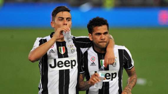 L'ex Juventus Dani Alves a DYBALA: "Ti voglio bene fratellino"