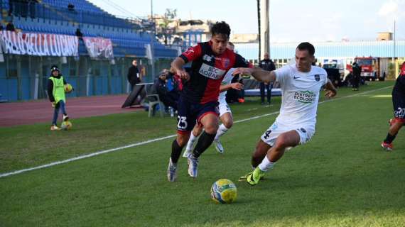 Serie C - Latina ancora all'asciutto: con la Gelbison finisce 0-0