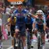 SPECIALE - Merlier vince terza tappa Giro d'Italia. Pogacar resta Maglia Rosa