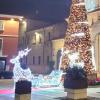 Natale Castiglione, accese luminarie anche con sostegno aziende private