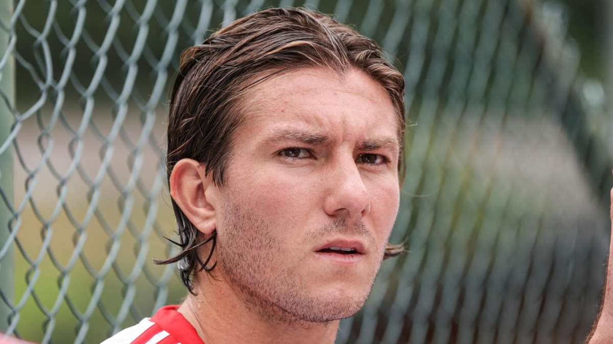 Mantova-Vicari stretta finale: in avanti non si molla Vlahovic, Fiori ai saluti