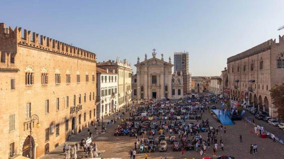 SPECIALE - Gp Nuvolari, partenza auto storiche da piazza Sordello