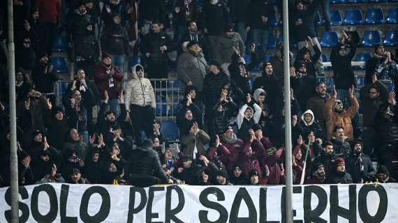 La Città - Salernitana, la carica di mille tifosi per il blitz