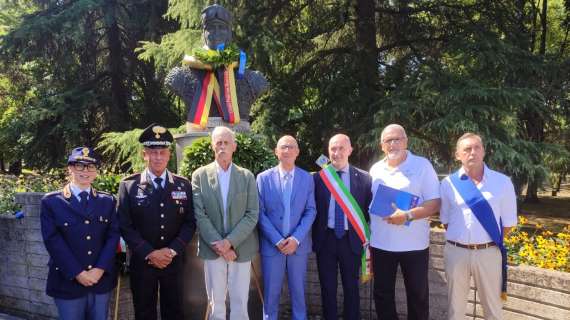Mantova, in tanti alla cerimonia in ricordo di Tazio Nuvolari