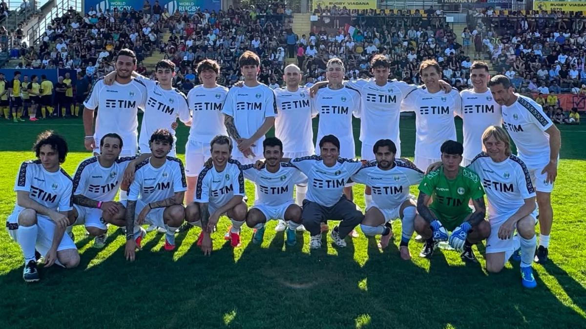 SPECIALE - Partita del Cuore, in 3.300 a Viadana per la Nazionale Cantanti