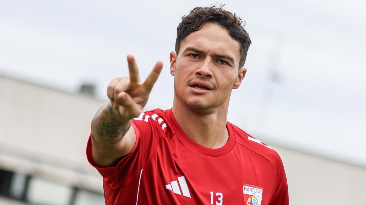 Bari, Longo spinge per Mantovani: Vicari alla Reggiana