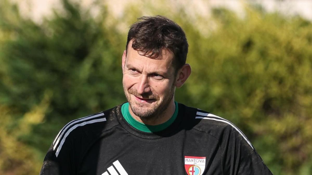 Porte girevoli biancorosse: per Festa c'è la Salernitana