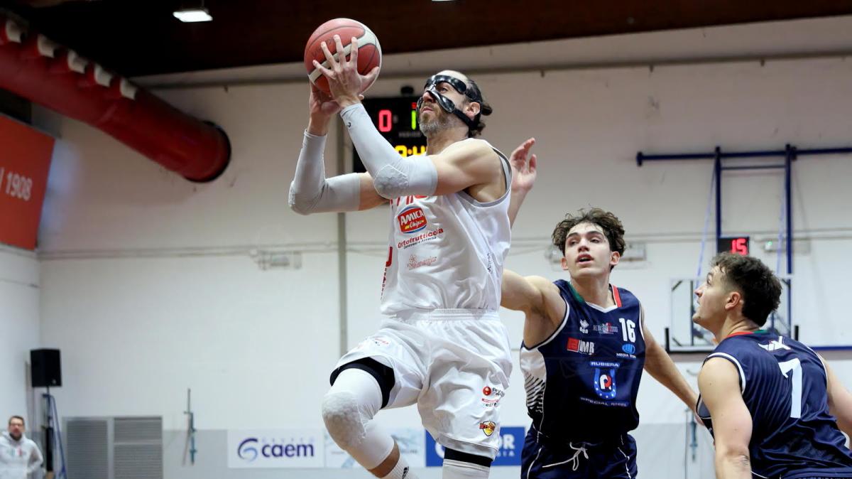 Stings, si torna a Curtatone: palla a due con Trieste