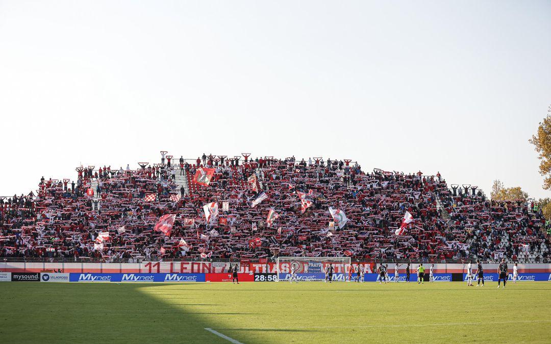 SPECIALE - Ultras Mantova, primo tempo in silenzio senza tifosi Reggiana
