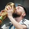 Argentina, inizia l'ultimo Mondiale di Messi: vent'anni dopo quel debutto da record contro la Serbia