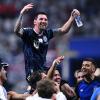 L'Argentina ribalta l'Inghilterra nel finale: Messi vola in finale, decidono Enzo Fernandez e Lautaro