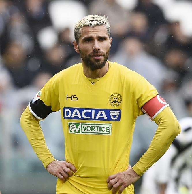 Svizzera, Behrami verso il recupero: possibile ritorno contro la Serbia