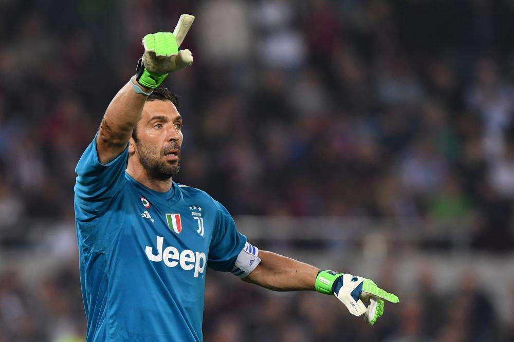 Italia, Buffon chiude senza Mondiale ma possono aprirsi le porte della Figc