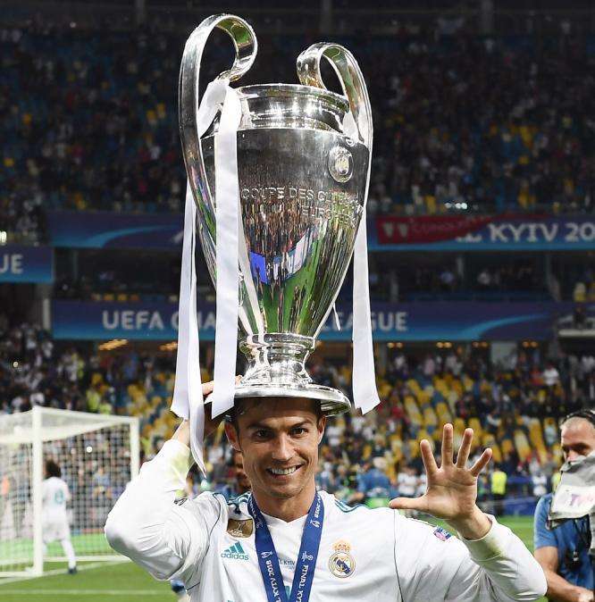 Portogallo, Record: "Ronaldo lascia il Real"