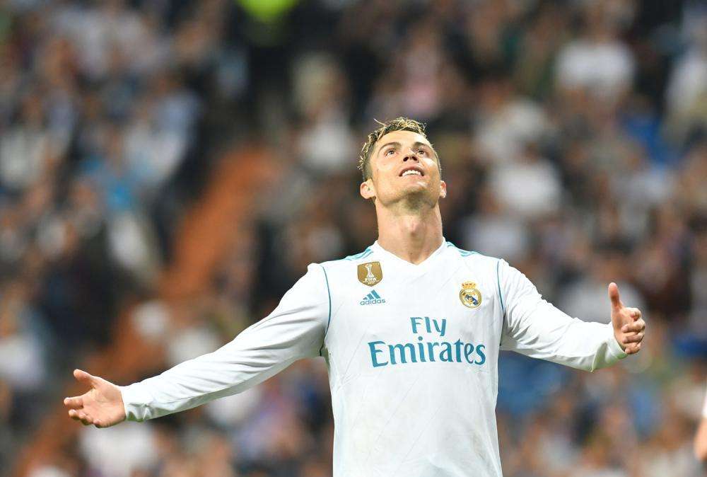 Bomba dal Portogallo: "Ronaldo può firmare col PSG, Mendes è già a Parigi"