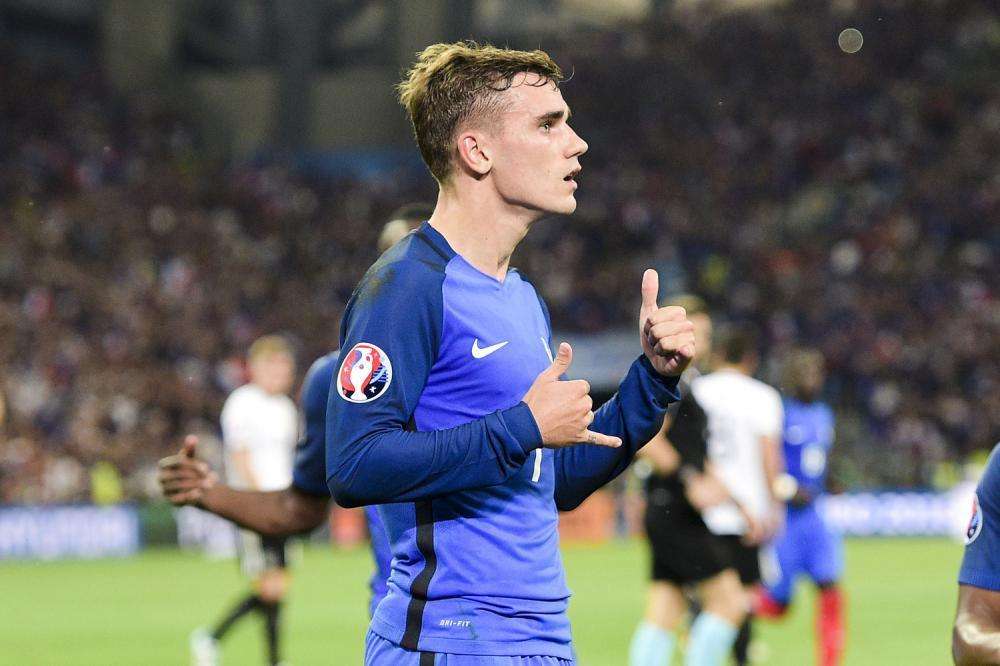 Francia, Torres avvisa Griezmann: "Il club sopra ogni nome"