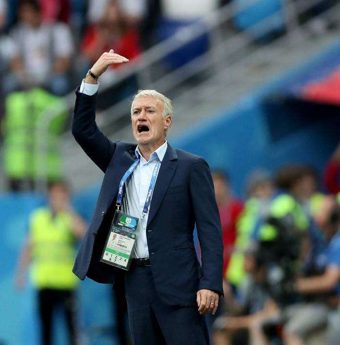 Deschamps come Beckenbauer: il record è ad un passo 