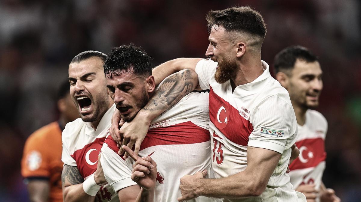 Turchia, Kadioglu carica verso i playoff: “Il Mondiale è un obbligo”