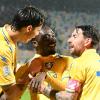 Frosinone-Palermo finisce 1-1. Occasione d'oro per il Monza 