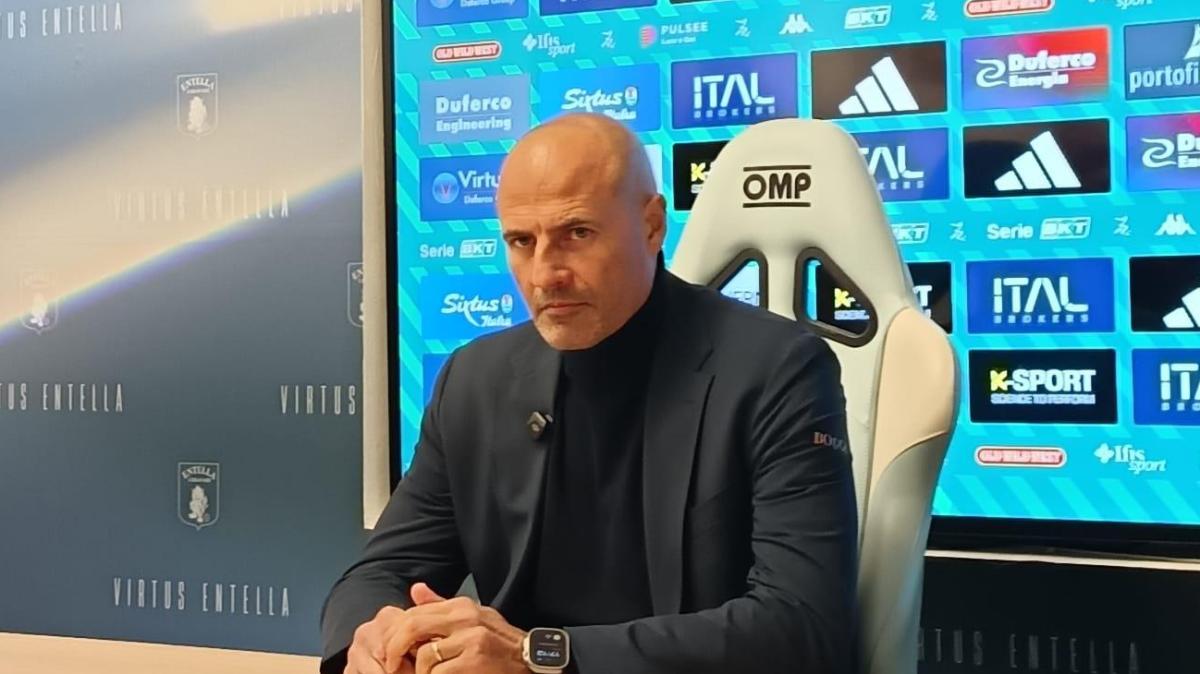 Bianco in conferenza post Entella-Monza: “Non é scontato essere là sopra, la vittoria col Modena non era normale”