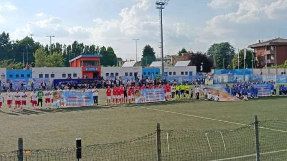 "Facciamo gol tra le stelle". Un pomeriggio all'insegna della beneficenza con Caldirola e...