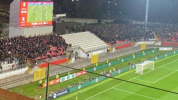 Lasciati fuori alcuni ultras rossoneri: la Curva del Milan abbandona lo stadio in segno di protesta