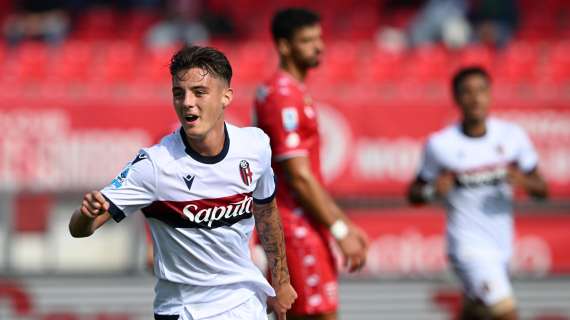 Il Bologna “taglia” l’ex biancorosso Urbanski: la decisione del club 