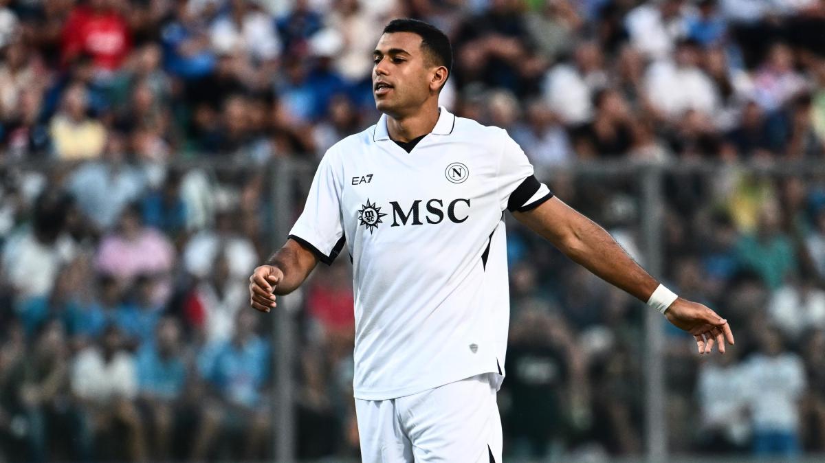 Assalto del Monza a Cheddira, e col Sassuolo si è parlato di uno scambio 