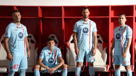 L'AC Monza presenta la terza maglia per i 110 anni di storia