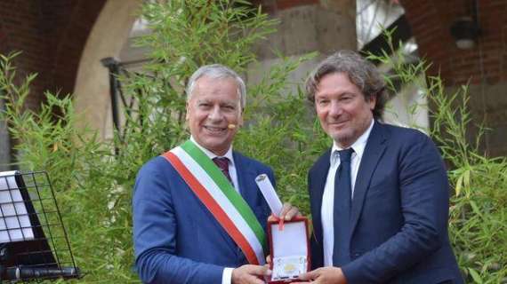 L'ex sindaco Allevi saluta Stroppa: "Esonerato anche io, ma la gente come noi non molla mai"