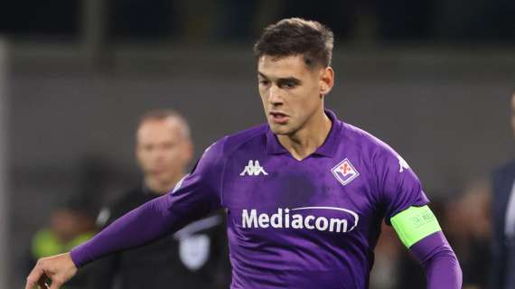 Martinez Quarta già in Argentina: la Fiorentina libera spazio a Pablo Marí