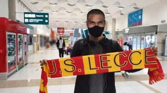 A Lecce scoppia la Kurraska mania:  l'acquisto fake che fa sorridere la B