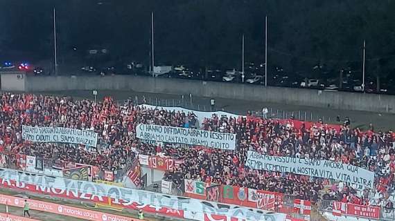 30 anni SAB Monza: ecco il testo degli striscioni esposti dalla curva