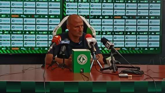 Mister Bianco in conferenza: "L'Avellino ha meritato di vincere, noi..." 