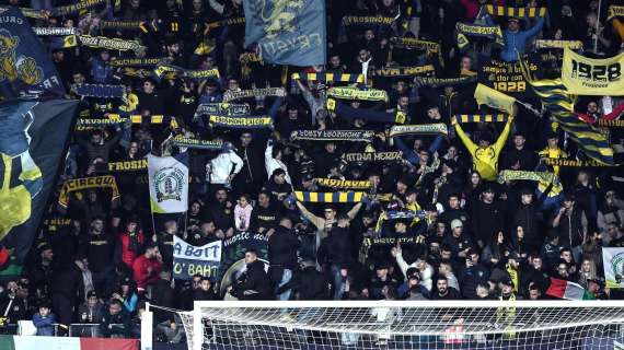 La spinta dei tifosi del Frosinone verso la trasferta di Monza