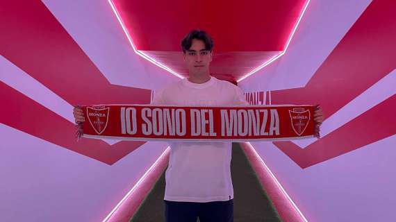 Il giovane Treffiletti firma il suo primo contratto da professionista col Monza
