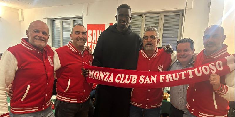 Demba Thiam alla cena di Natale del Monza Club San Fruttuoso