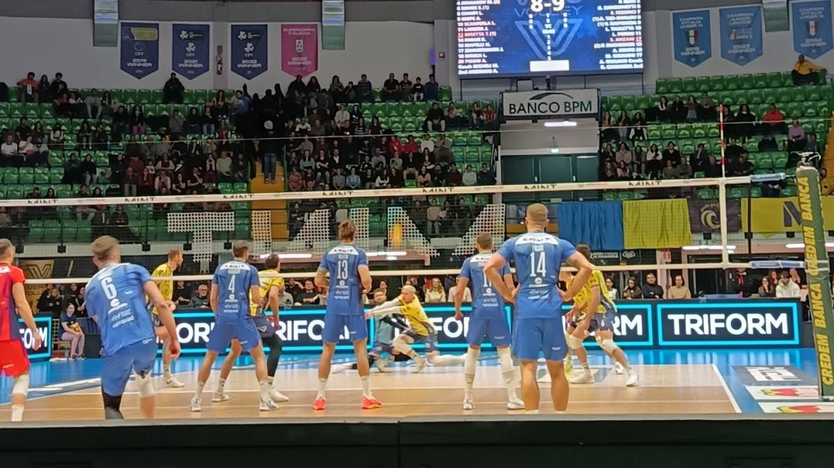 FINALE VOLLEY: Monza annienta il Modena, è un secco 3-0 