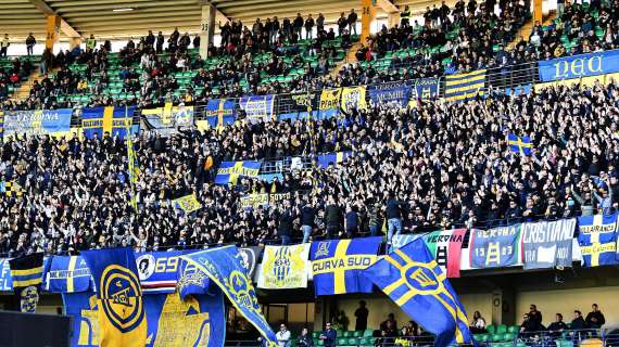 Curiosità - In maschera allo stadio: ecco cosa è successo in curva ospiti