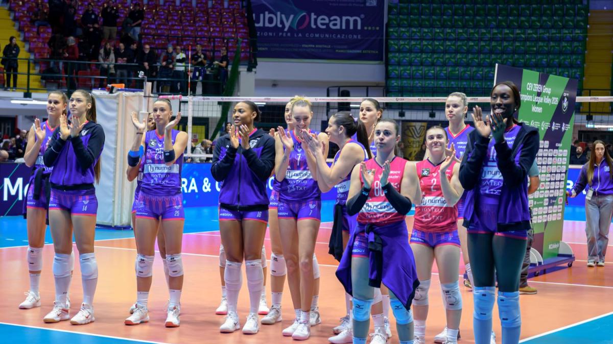 FOTOGALLERY - La Vero Volley Milano schianta 3-0 l'OK Železničar Lajkovac