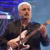 “Je Sto Vicino a Te Forever”, omaggio a Pino Daniele: il fratello Nello presenta il concerto