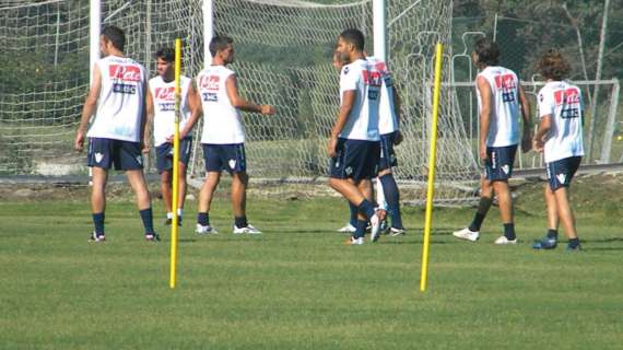 Napoli si prepara per stasera: risveglio muscolare sul sintetico per gli azzurri
