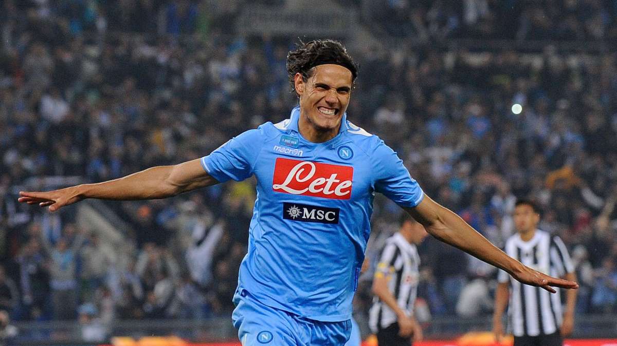 Cavani si confessa: "Sogno le Olimpiadi. A Napoli sto bene ma non si può mai sapere. Il mio segreto..."